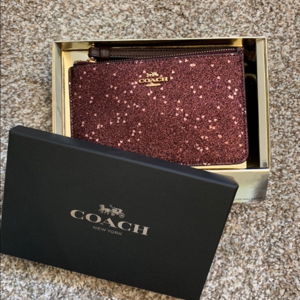 Coach Raspberry  glitter heart wristlet